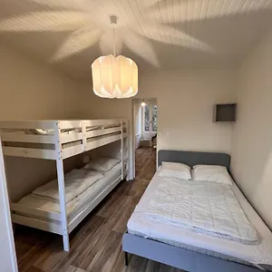 4 Personnes, Wifi, Proche Centre Et Thermes Appartement